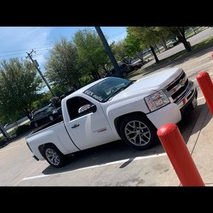 Meet your Posher, Aaron